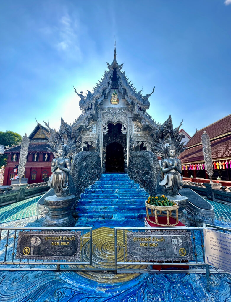 chiang mai temples Wat Sri Suphan in thailand