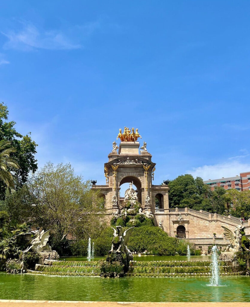 Triumphal arch 